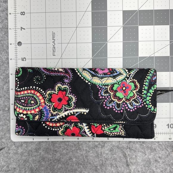 Vera Bradley Kiev Paisley Floral Black Quilted 4.5" x 9" Tri-Fold Wallet - Picture 5 of 6